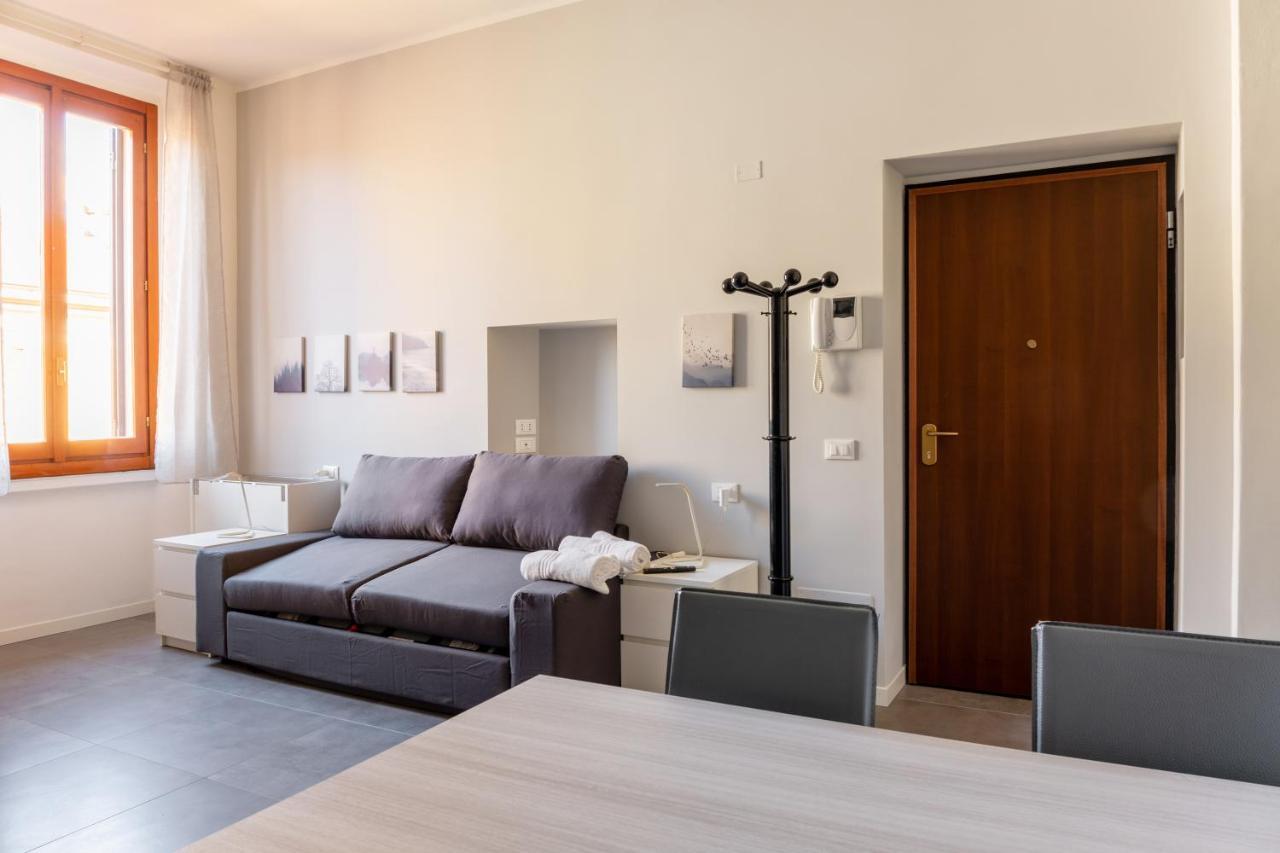 Newly Renovated Loft Near Centrale Milan Exterior photo